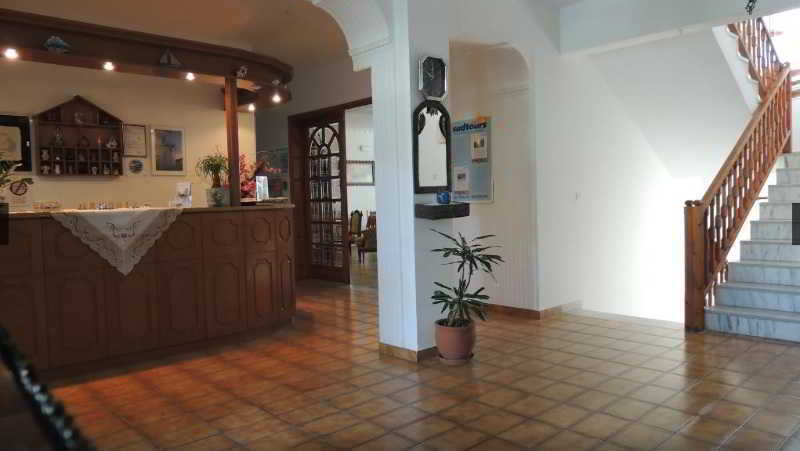 Armonia Hotel Kamari  Ngoại thất bức ảnh