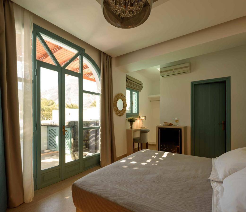 Armonia Hotel Kamari  Ngoại thất bức ảnh