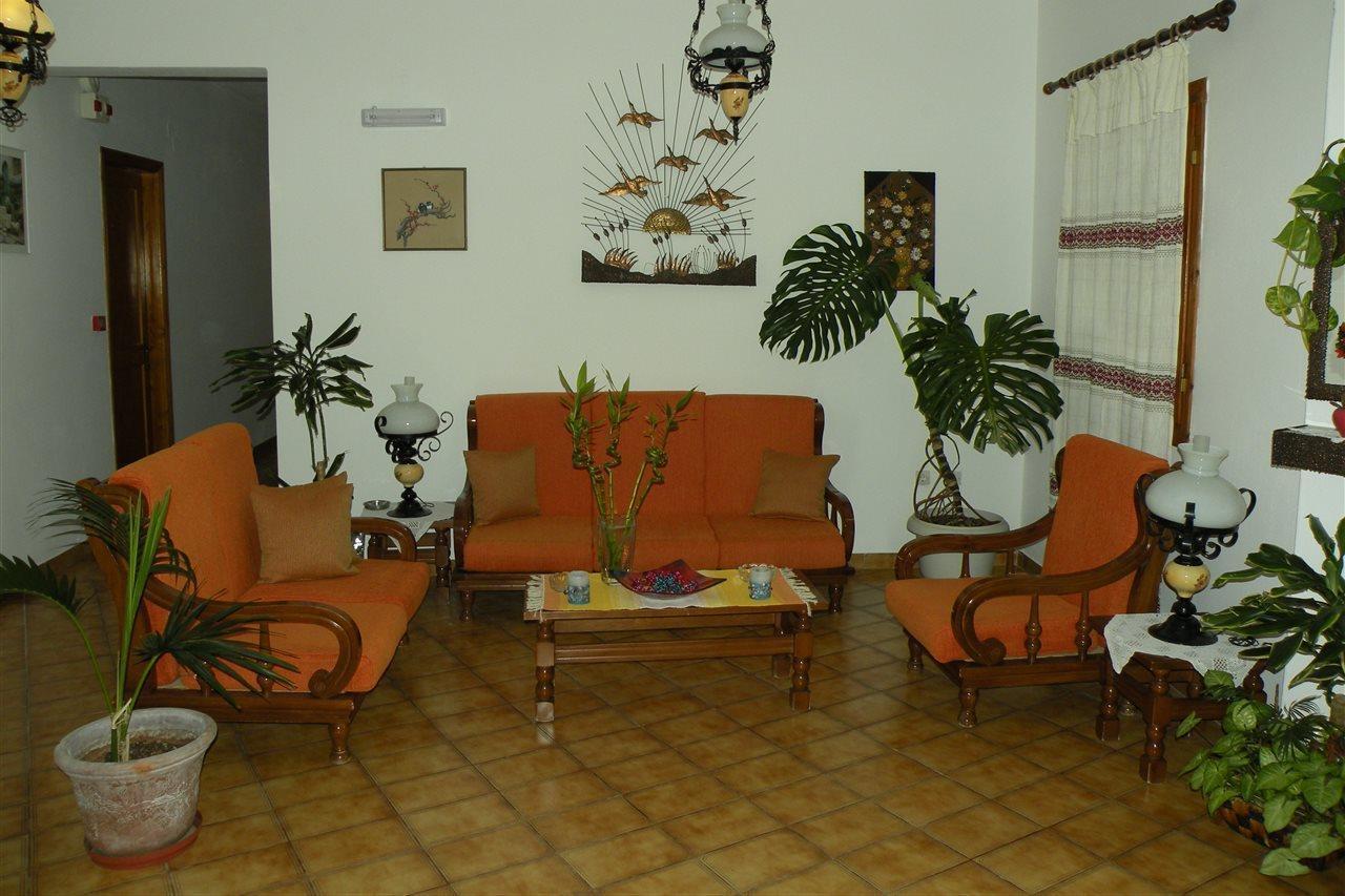 Armonia Hotel Kamari  Ngoại thất bức ảnh
